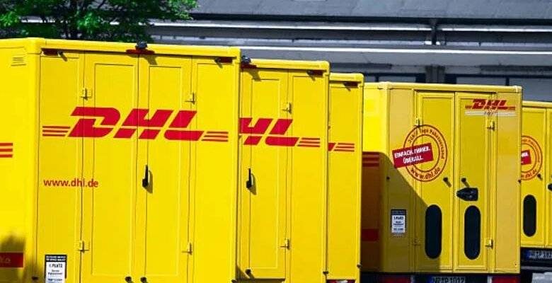 
Компания DHL приостановила перевозки в России                