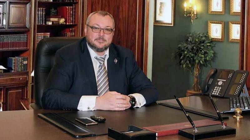 
СК РФ: вице-президент «Газпромбанка» Аваев мог расправиться с семьей и покончить с жизнью                
