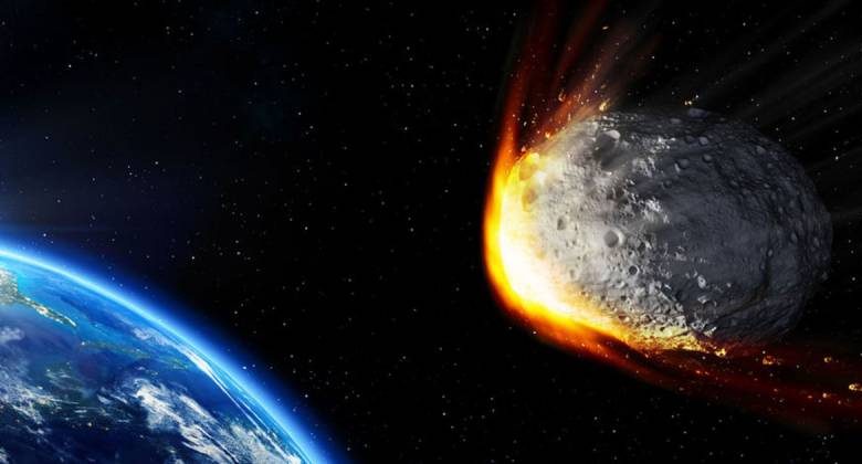 
К Земле приблизился опасный астероид диаметром 780 метров                