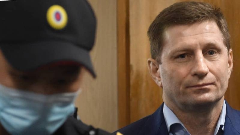 
Экс-губернатора Хабаровского края Сергея Фургала допросили в суде                