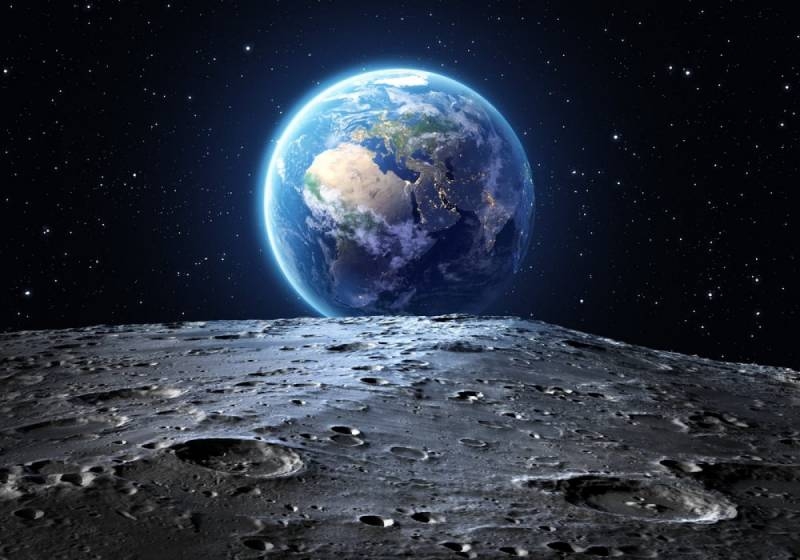 
«В поисках истины»: откуда на Луне миллионы тонн воды и где они находятся                