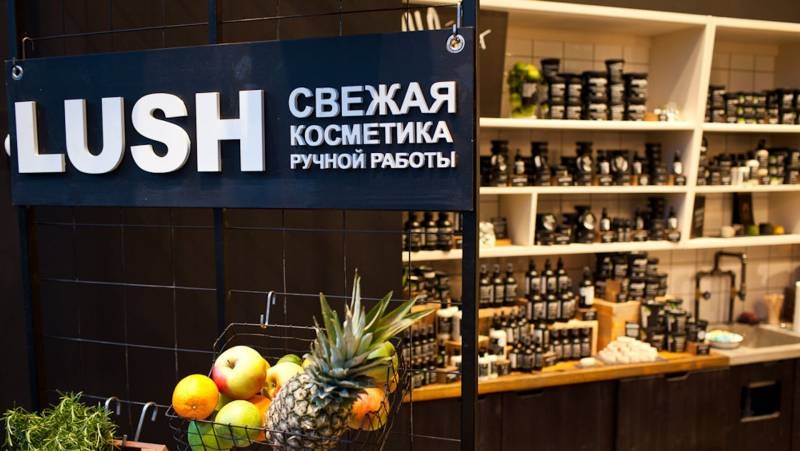 
Компания Lush готовится к закрытию своих магазинов в России                