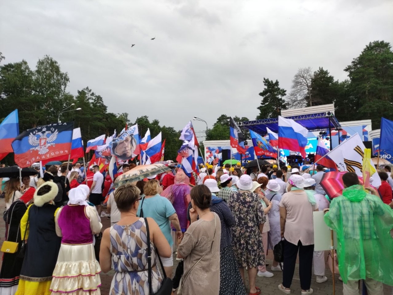В челябинском парке Гагарина прошел патриотический концерт «Zа Россию»
