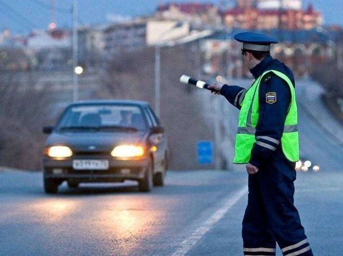 
В России в июле 2022 года появились новые огромные штрафы для автомобилистов                