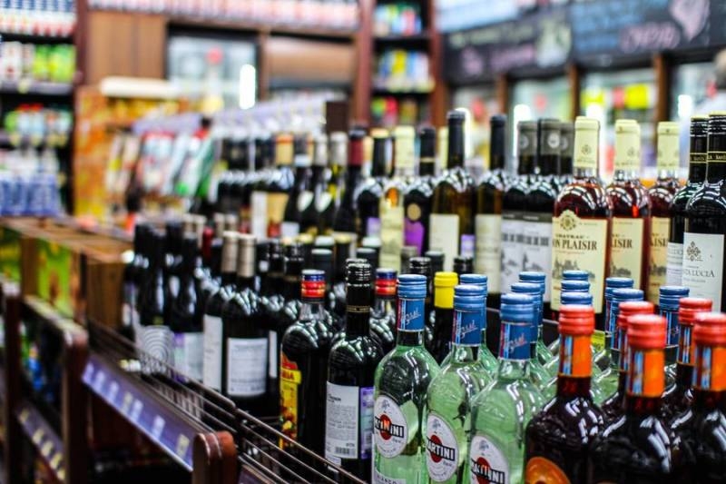
Планируют ли вводить запрет на продажу алкоголя в Москве в день города 10 и 11 сентября 2022 года                