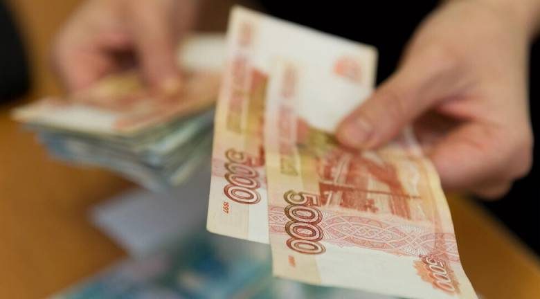 
Кому в России с 1 ноября 2022 года повысят социальные выплаты                