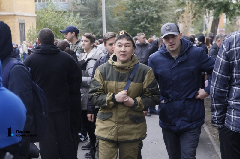 Среди отправляемых в войска из Челябинской области все больше добровольцев — военком