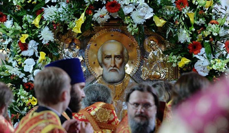 
Чудеса от святого Николая: кому и в чем помогает Николай Чудотворец 19 декабря 2022 года                