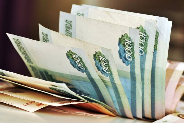 
Выплаты до 22 тысяч рублей: россиянам рассказали, кому ждать поступлений на карту                