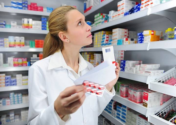 
Почему возникли проблемы с поставками лекарств в российские аптеки                