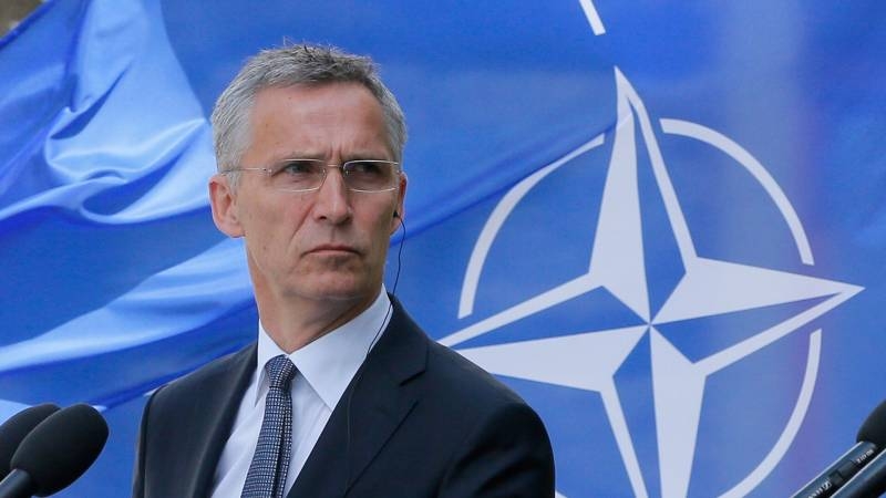 
Экстрасенс наложила порчу на НАТО и готова «нанести удар» по США                