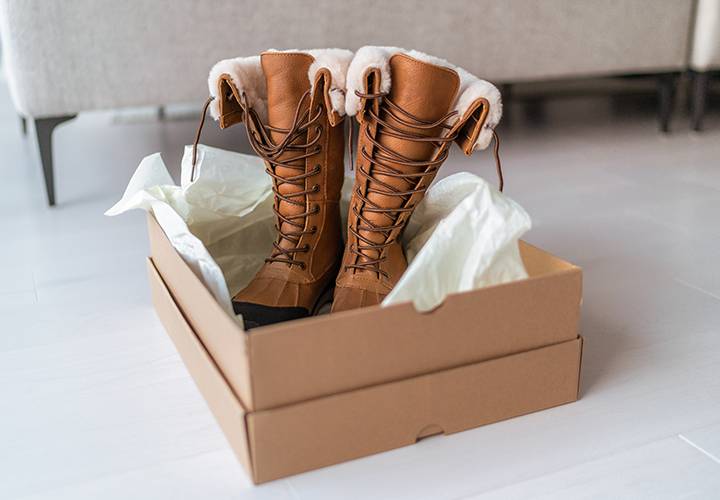
Сезонный лайфхак: как хранить зимнюю обувь, чтобы она занимала меньше места                