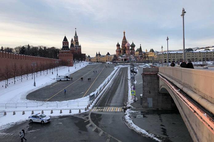 
Бесплатные парковки в Москве на майские праздники: будут или нет?                