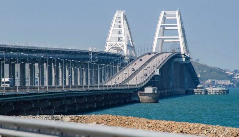
Что известно о пробке на Крымском мосту на сегодня, 10 июля 2023 года                