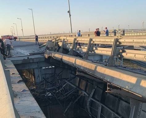 
Врачи рассказали о состоянии девочки, родители которой погибли на Крымском мосту                