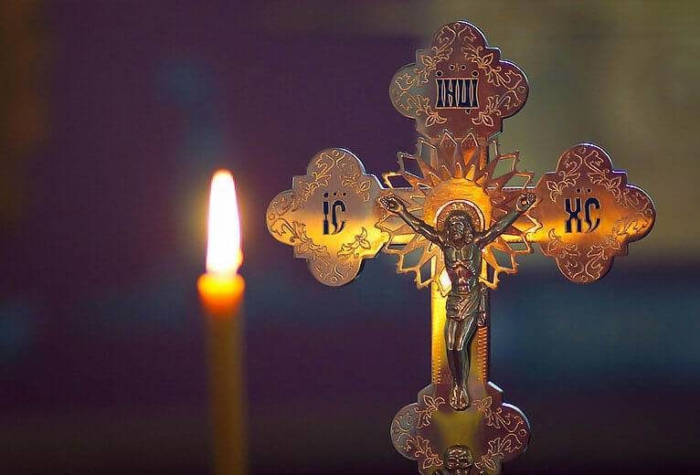 
Предпразднство Воздвижения Честного и Животворящего Креста Господня 26 сентября: традиции и духовное значение                