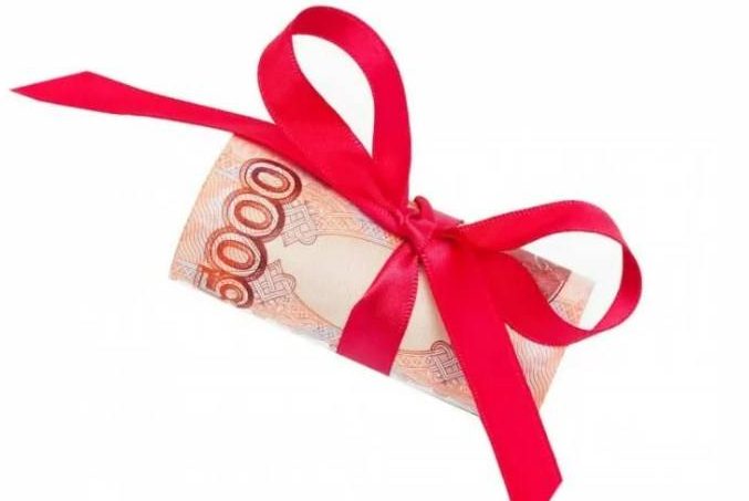 
Что подарить на Новый год за 1, 5 и 10 тыс. рублей                