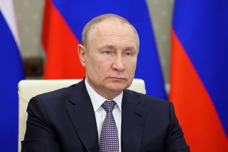 
Владимир Путин объединит пресс-конференцию и прямую линию: подробности мероприятия                