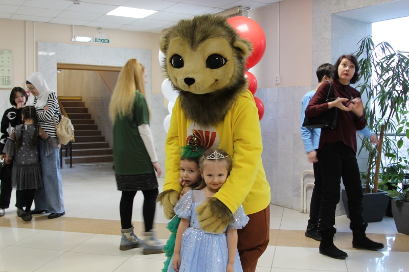 Новогодний праздник для детей участников СВО прошел в Челябинске