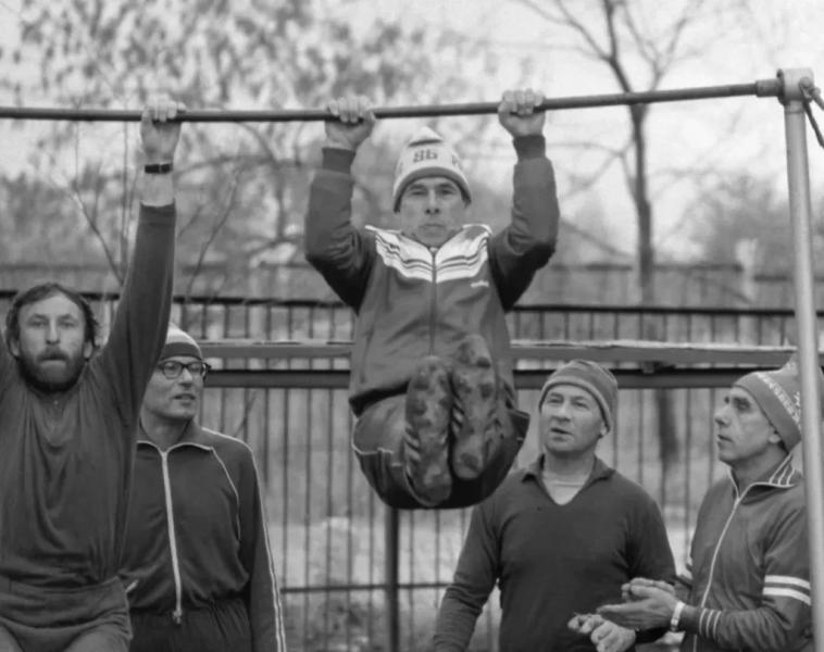 
Спасение за копейки: какие лекарства и приёмы спасали жизнь в СССР                