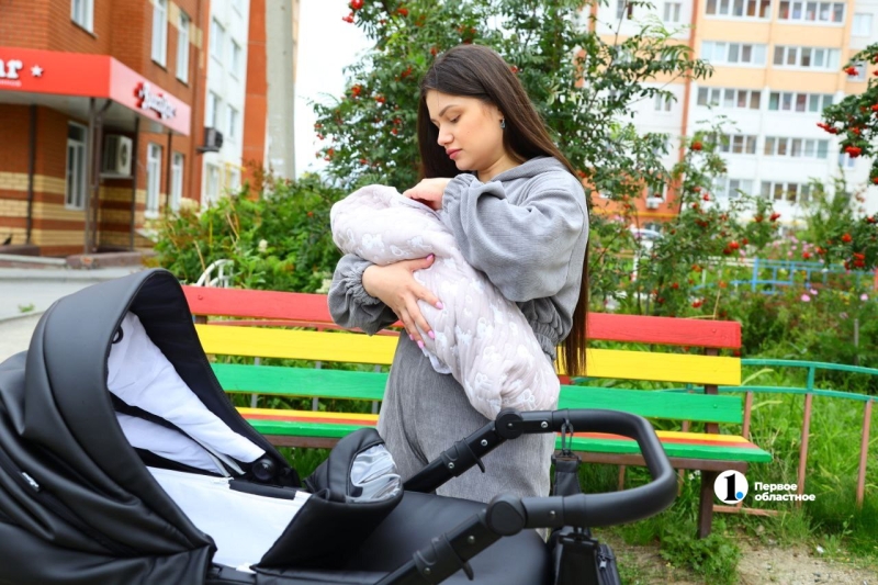 Многодетные семьи Челябинской области уже начали тратить выплаты к школе