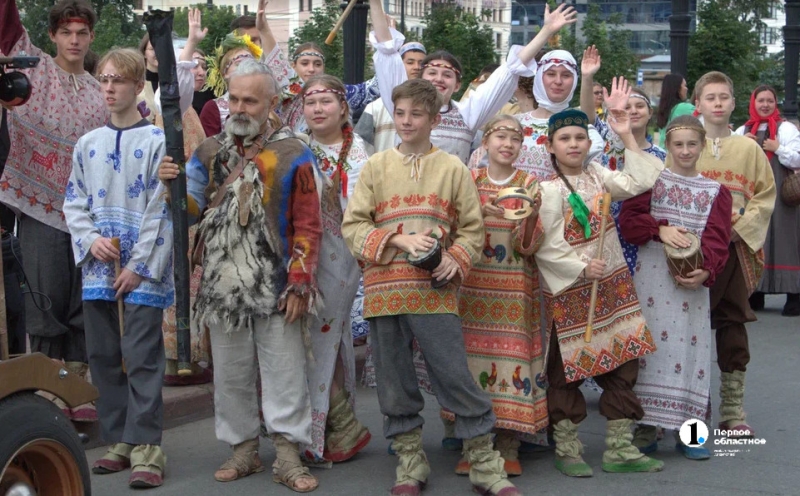 Челябинская Кировка в выходные превратилась в театральную площадку